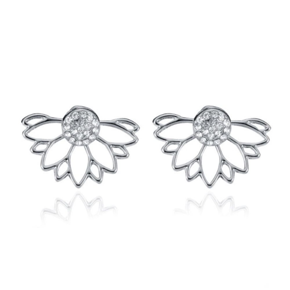 💙💎FLOWER EARRINGS!!💎💙BLING! SILVER TONE! LOVE! - Picture 5 of 6